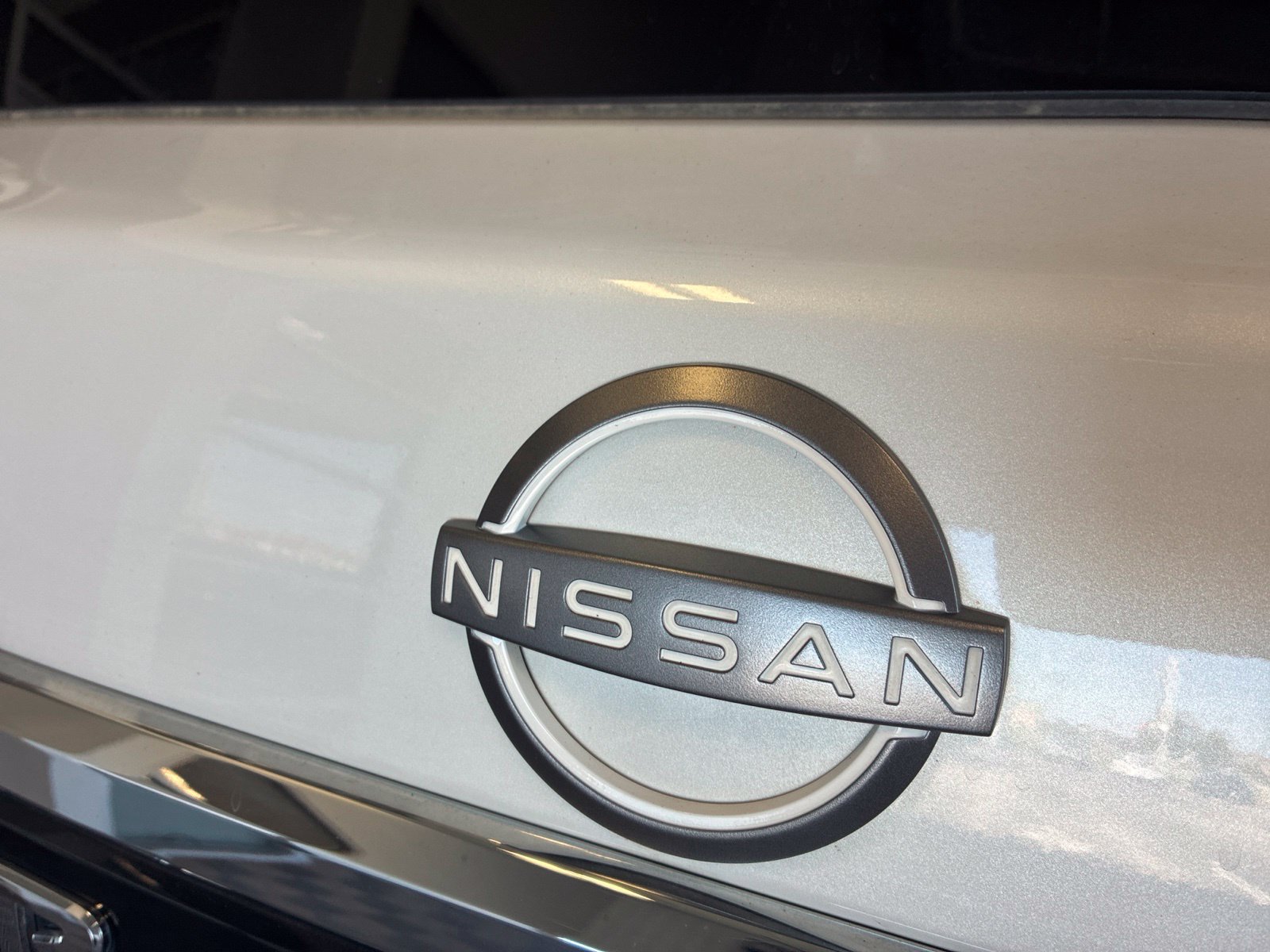 Used 2023 Nissan Armada Platinum w/ Captain's Chairs Package AWD/4WD image 8