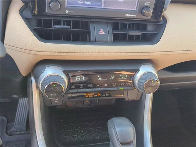 Certified 2022 Toyota RAV4 LE AWD/4WD image 20