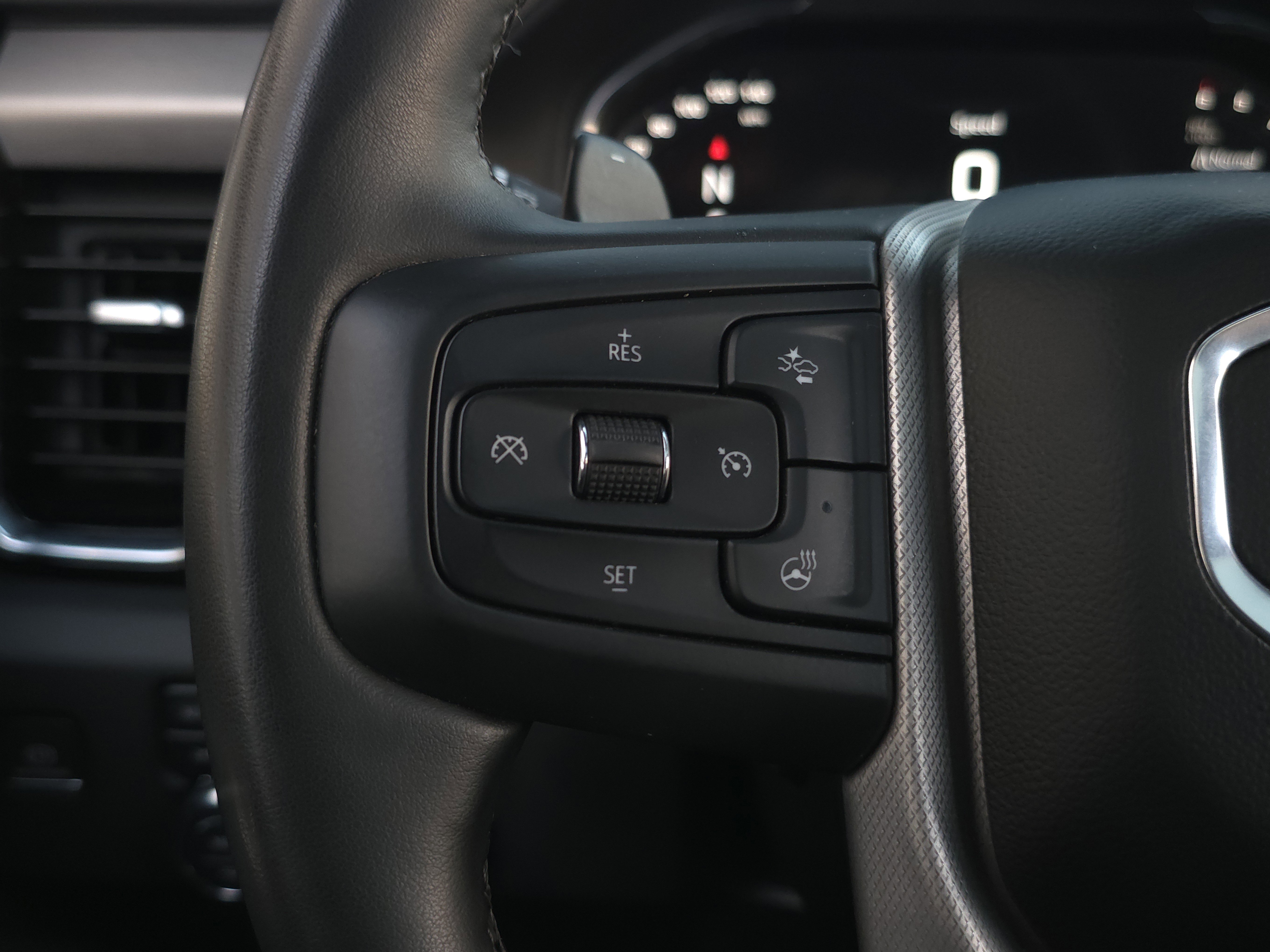 Used 2024 GMC Sierra 1500 Denali w/ Technology Package image 14
