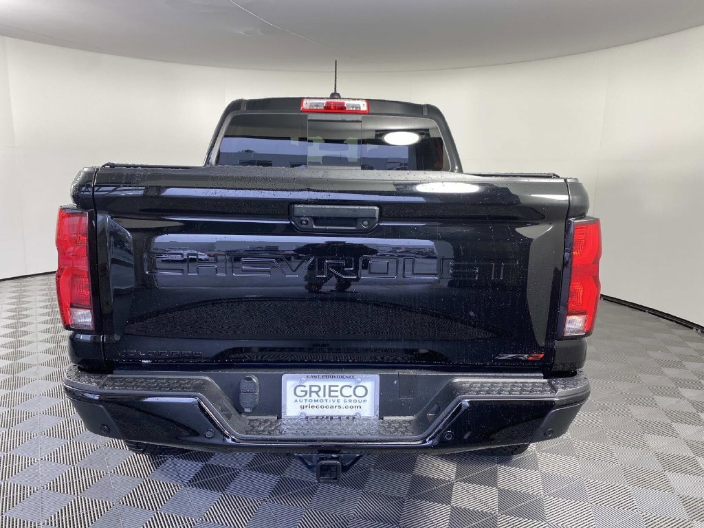 Used 2023 Chevrolet Colorado ZR2 w/ ZR2 Convenience Package III AWD/4WD image 7