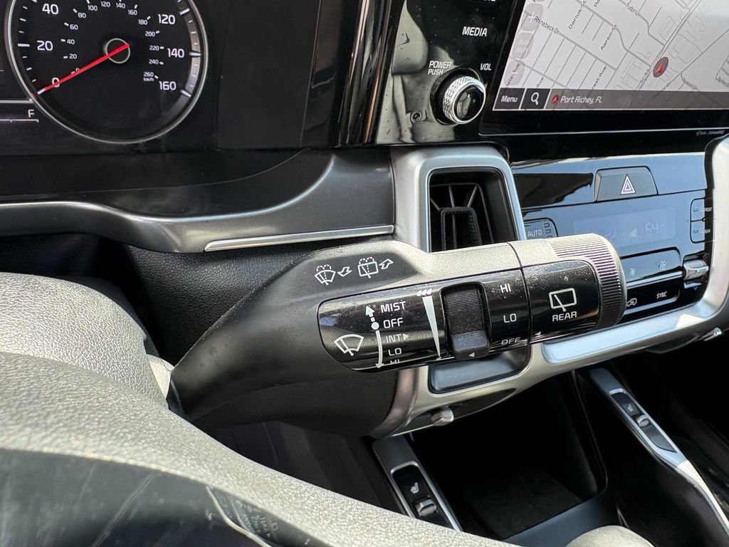 Used 2023 Kia Sorento S image 35
