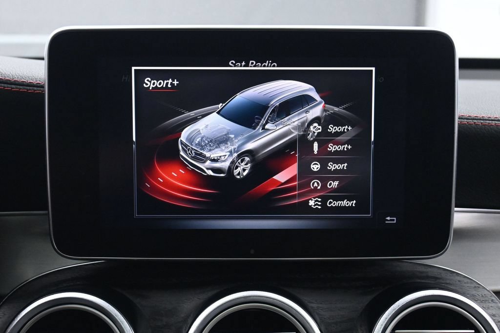 Used 2018 Mercedes-Benz GLC 43 AMG 4MATIC image 31
