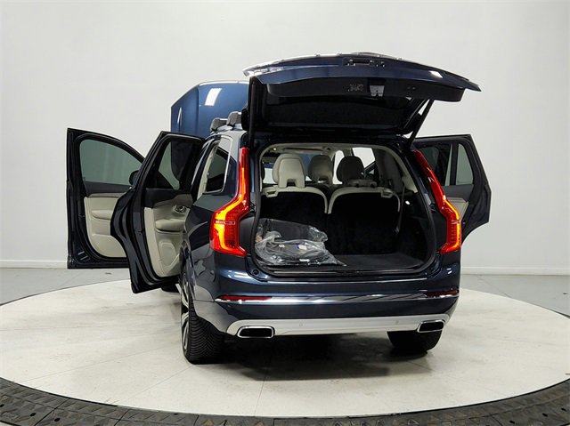 Used 2021 Volvo XC90 T6 Inscription w/ Advanced Package image 14