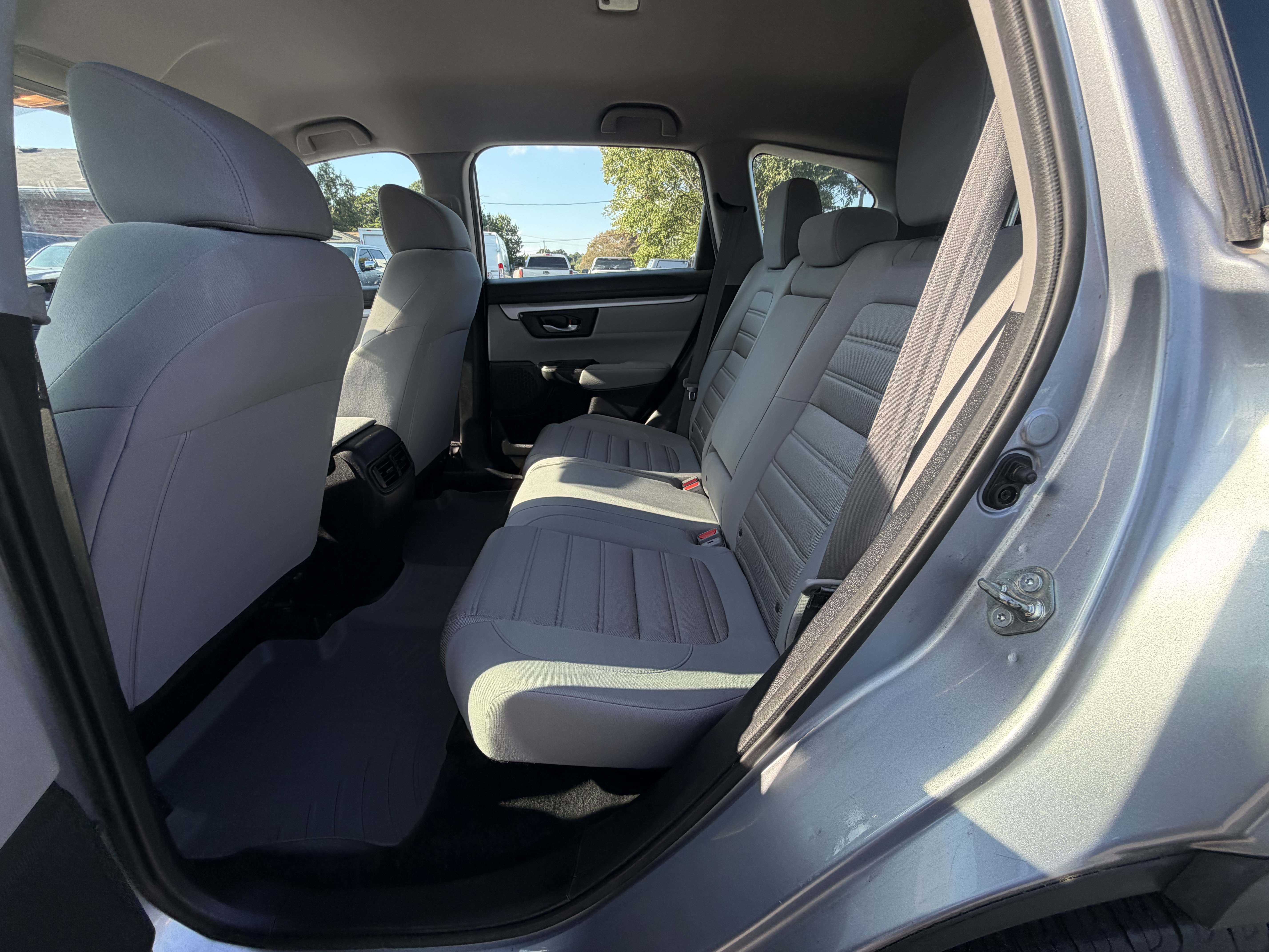 Used 2018 Honda CR-V LX image 13