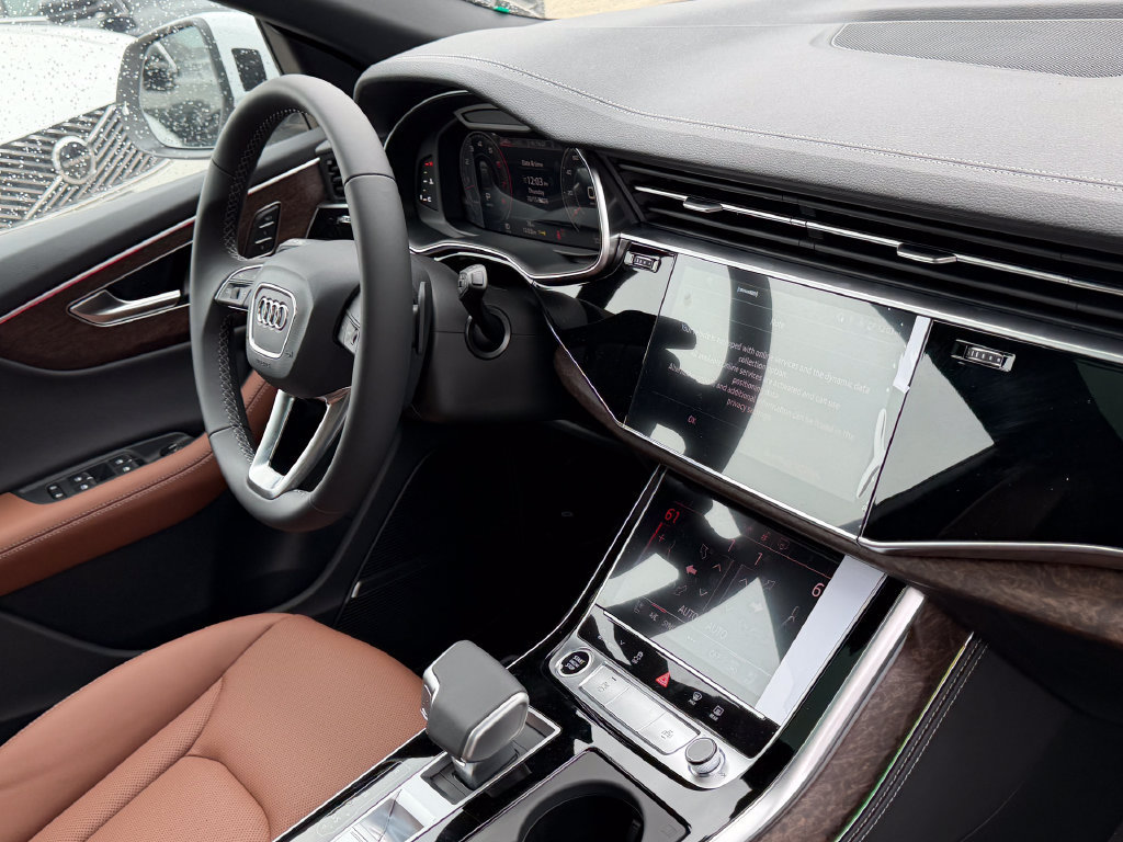 New 2027 Audi Q8 Premium Plus AWD/4WD image 7