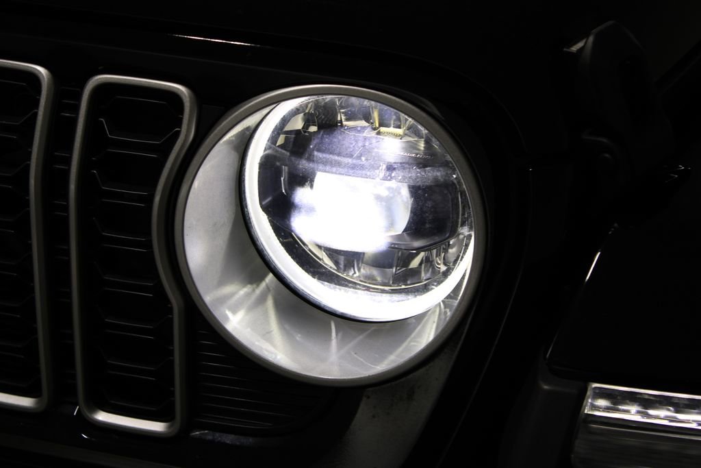 Used 2025 Jeep Wrangler Sahara 4xe image 55