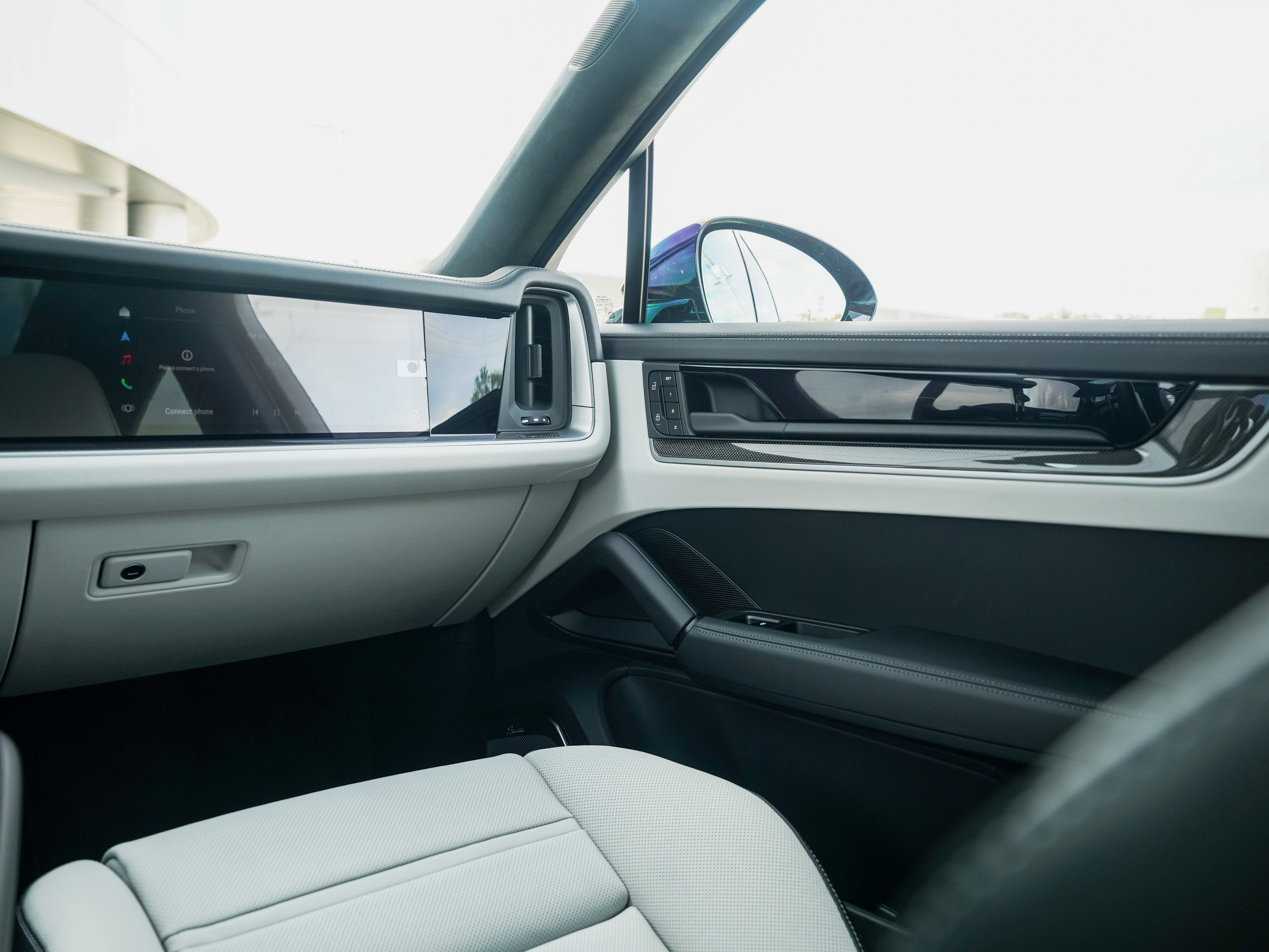 New 2026 Porsche Cayenne Turbo image 27