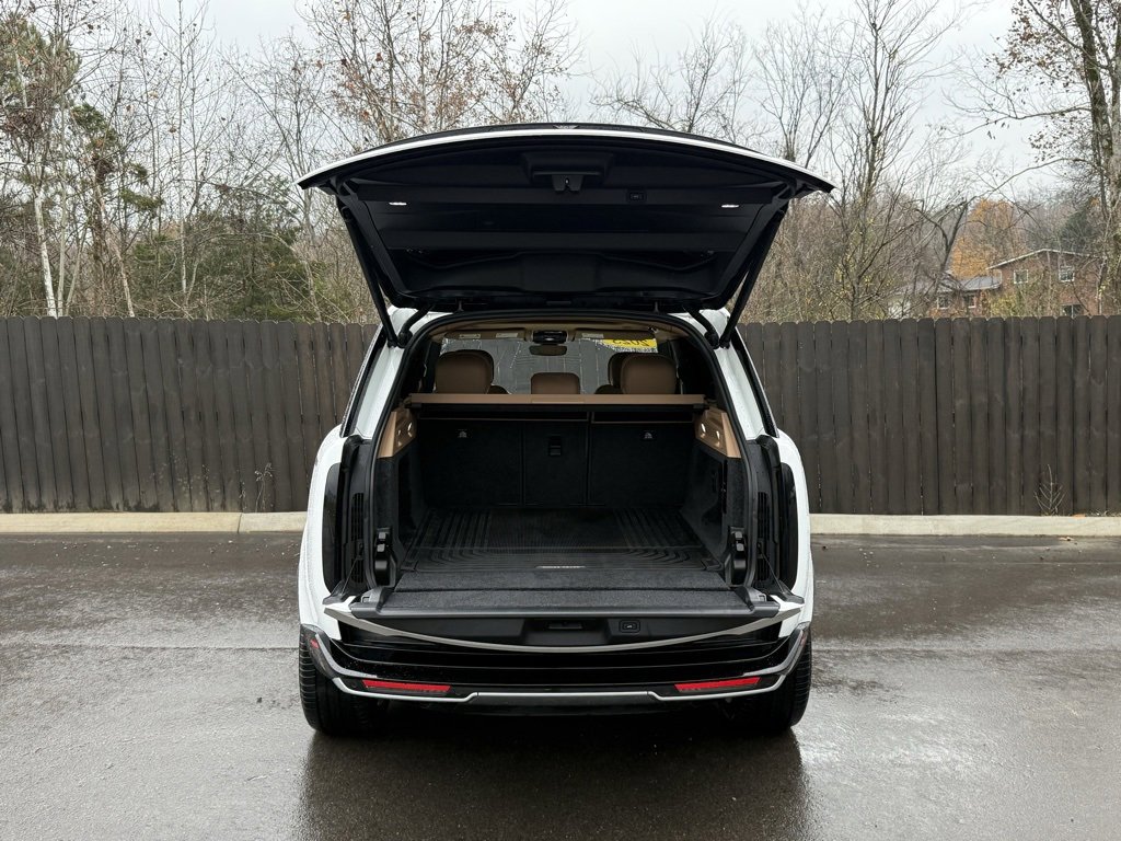 Certified 2023 Land Rover Range Rover SE image 5