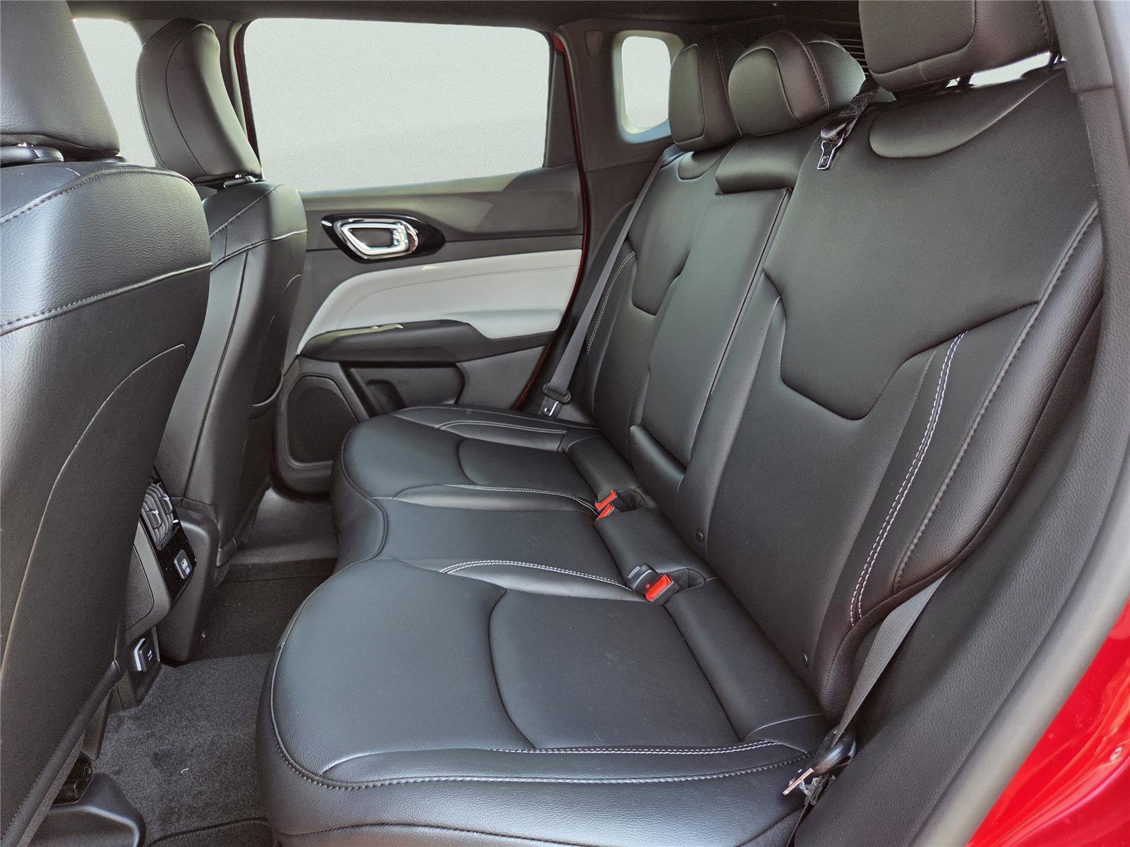 New 2026 Jeep Compass Limited image 22