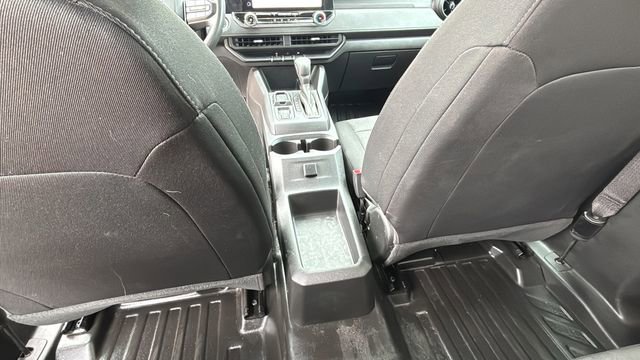 Used 2023 Chevrolet Colorado W/T RWD image 20