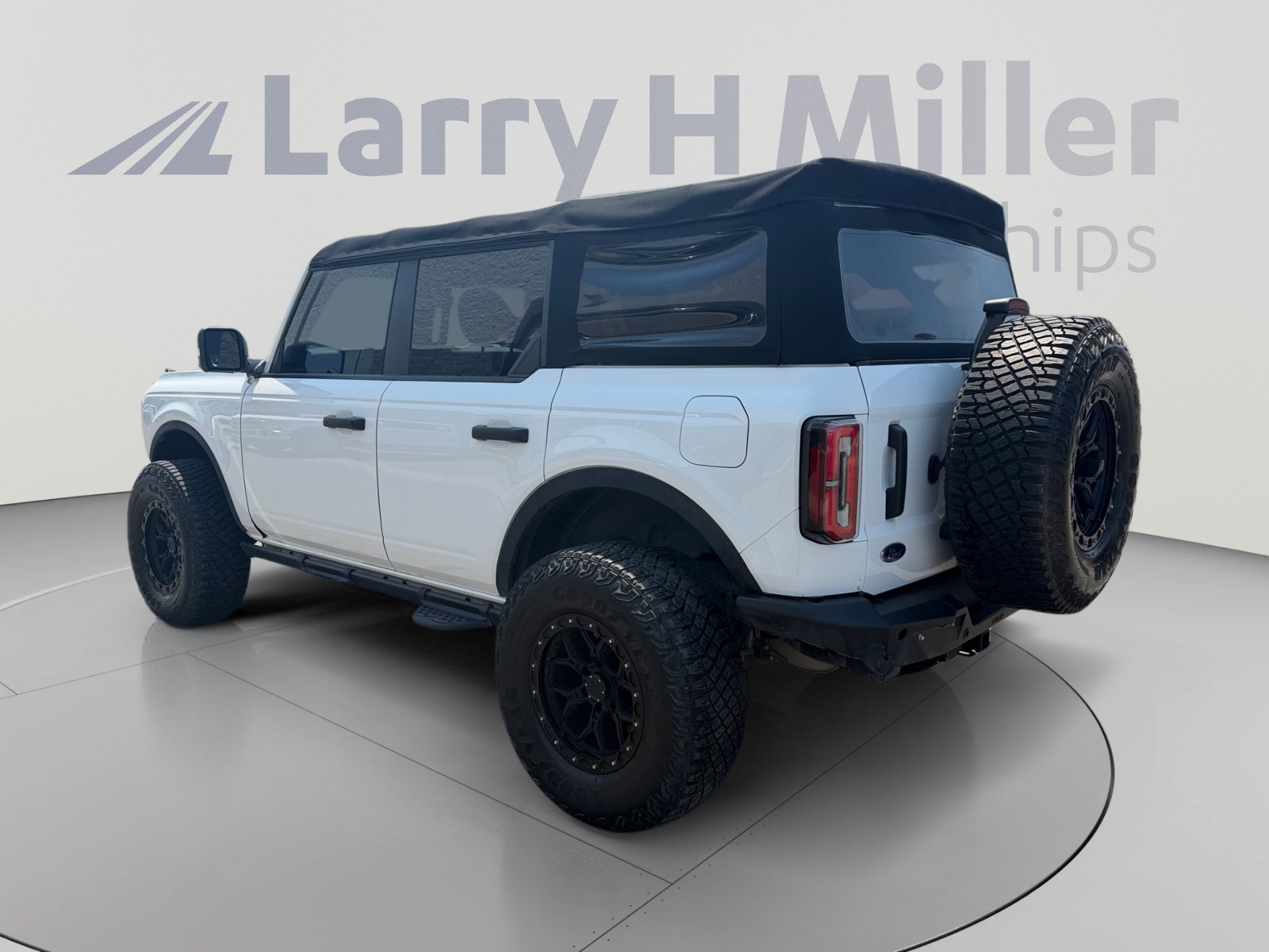 Used 2021 Ford Bronco Badlands AWD/4WD image 3