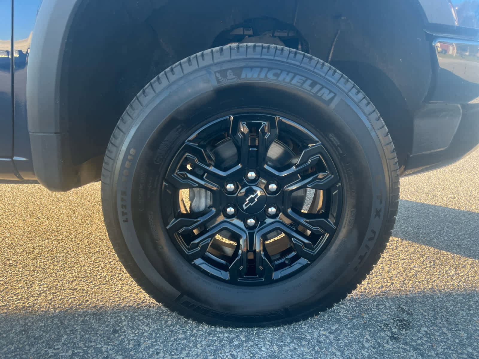 Used 2023 Chevrolet Silverado 1500 ZR2 w/ Technology Package image 36