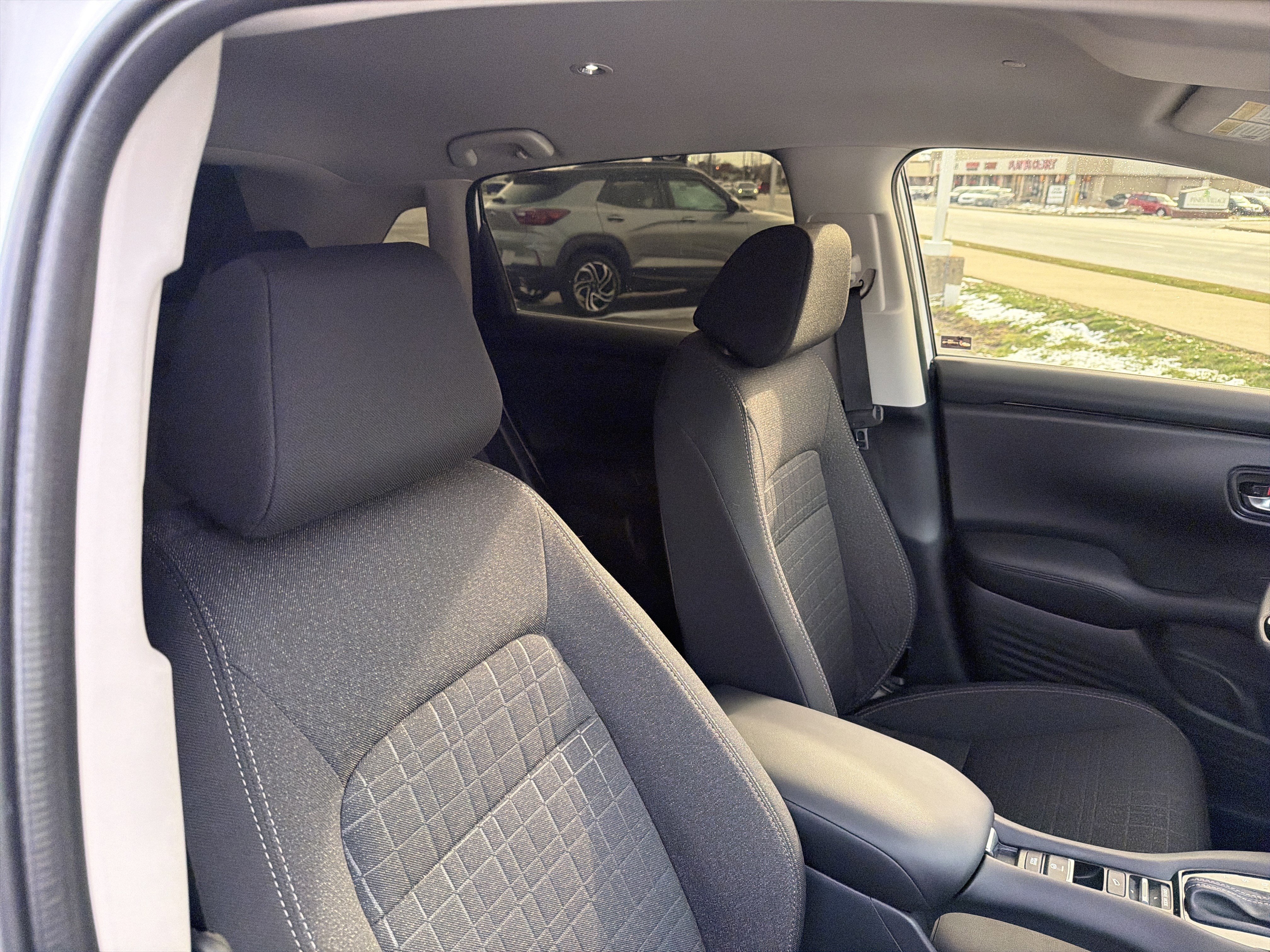 Used 2026 Honda HR-V LX image 62