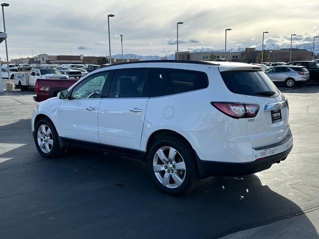 Used 2017 Chevrolet Traverse LT w/ Style and Technology Package image 22