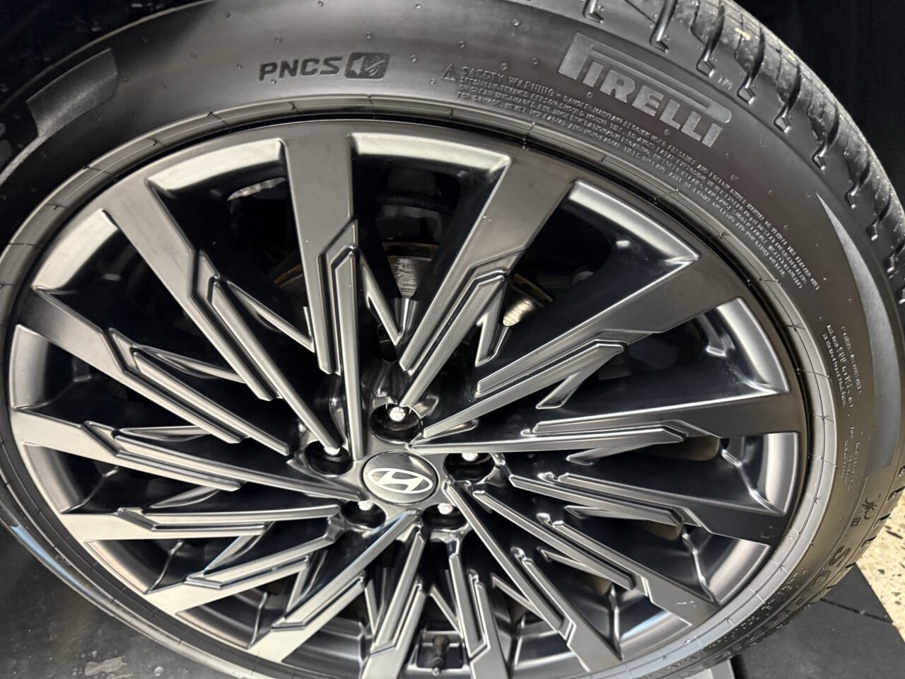 Used 2024 Hyundai Santa Fe Calligraphy image 33