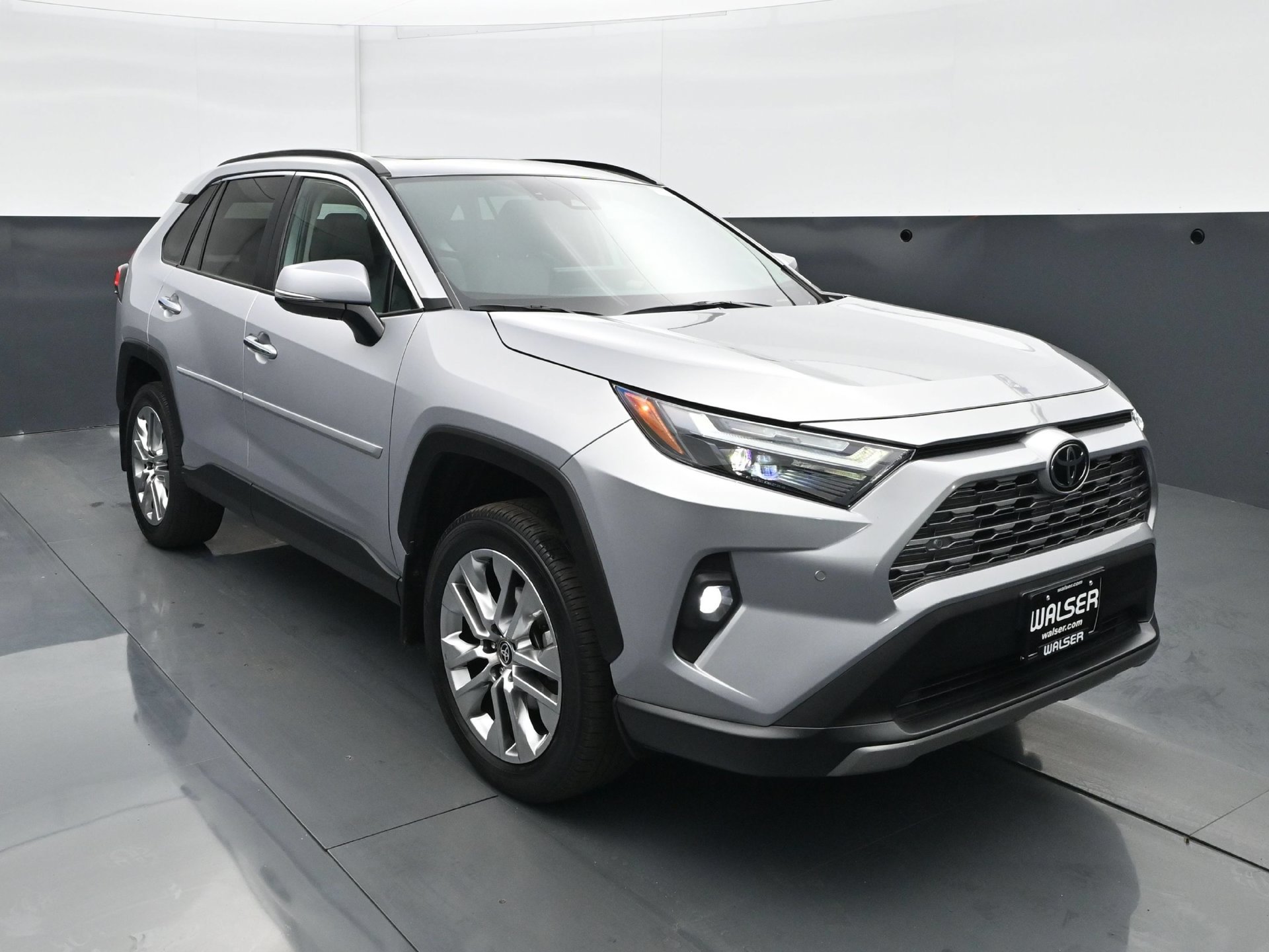Used 2024 Toyota RAV4 Limited w/ Weather Package AWD/4WD image 9