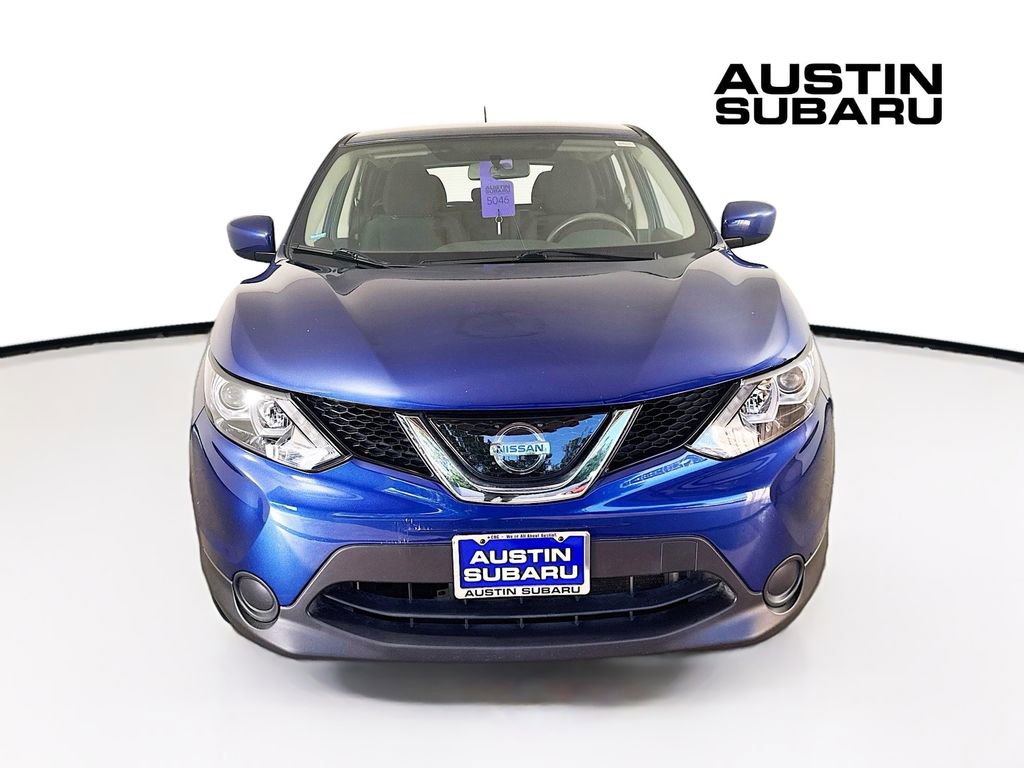 Used 2018 Nissan Rogue Sport S w/ S Appearance Package FWD image 2