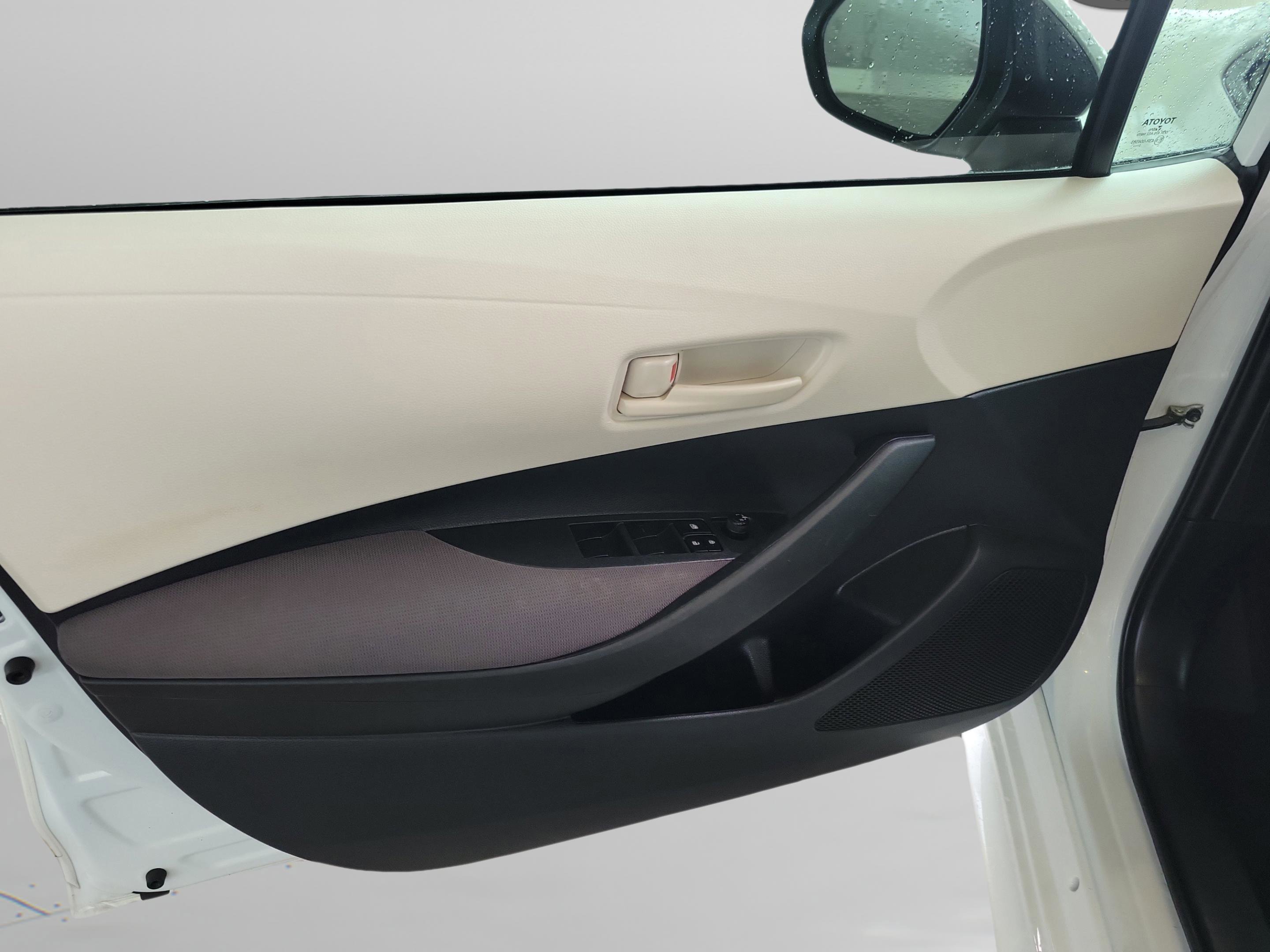 Certified 2022 Toyota Corolla LE image 25