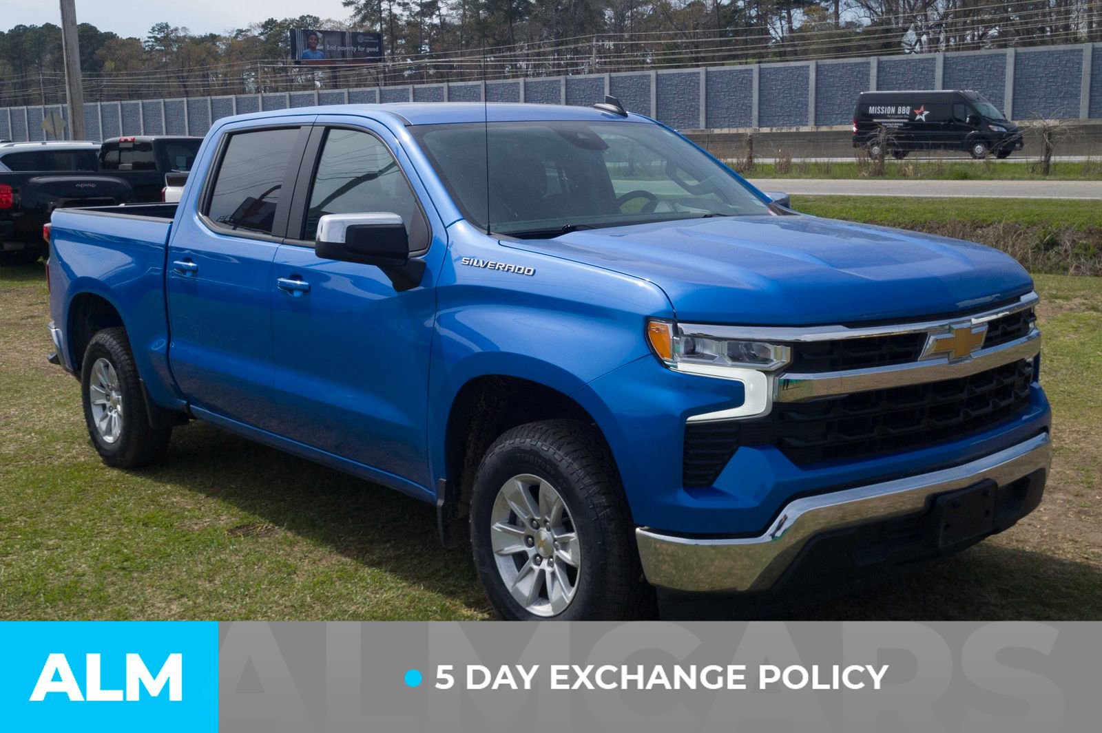 Used 2025 Chevrolet Silverado 1500 LT RWD image 4