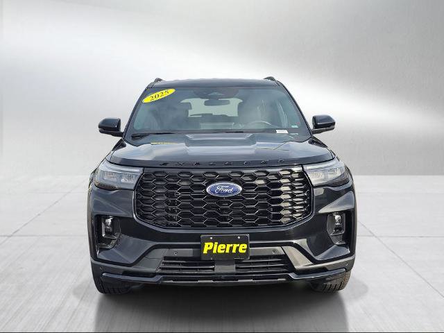 Certified 2025 Ford Explorer ST-Line image 6