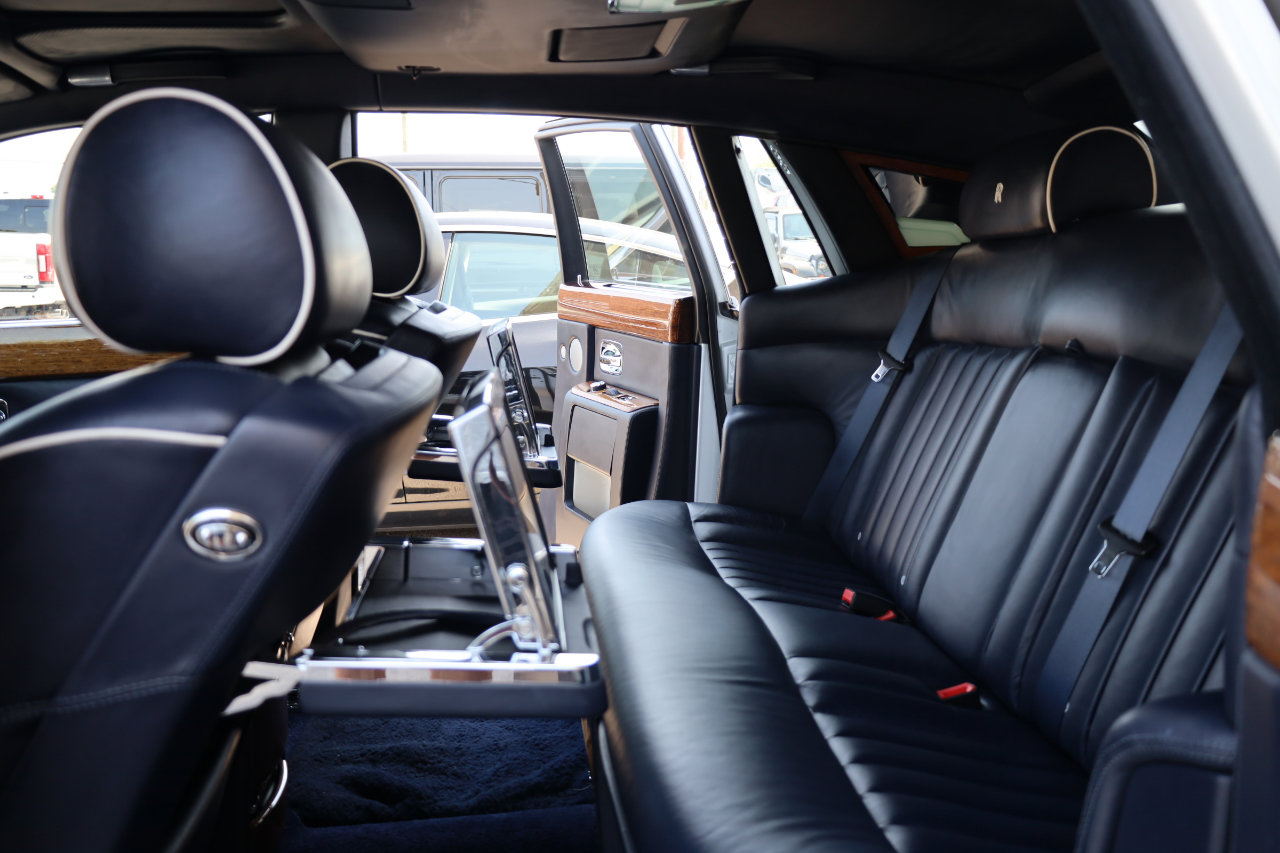 Used 2011 Rolls-Royce Phantom Sedan image 64