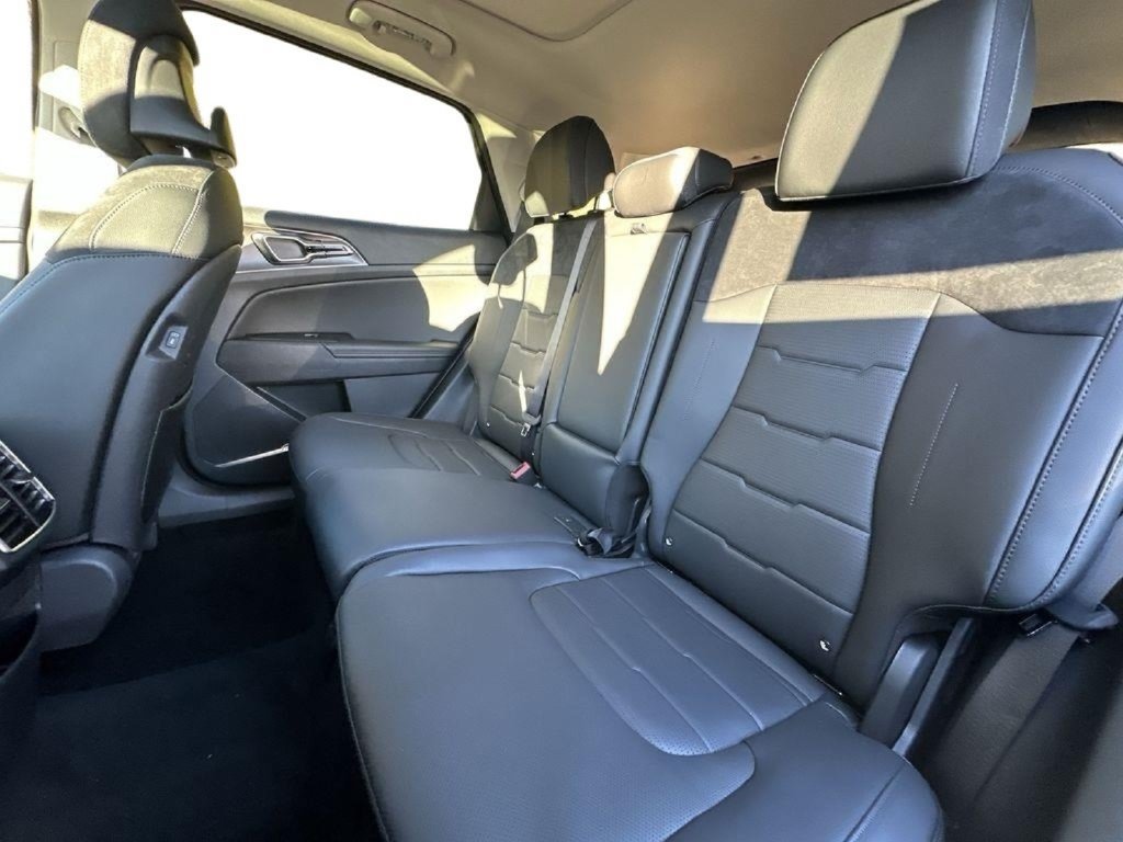 New 2026 Kia Sportage SX AWD/4WD image 25