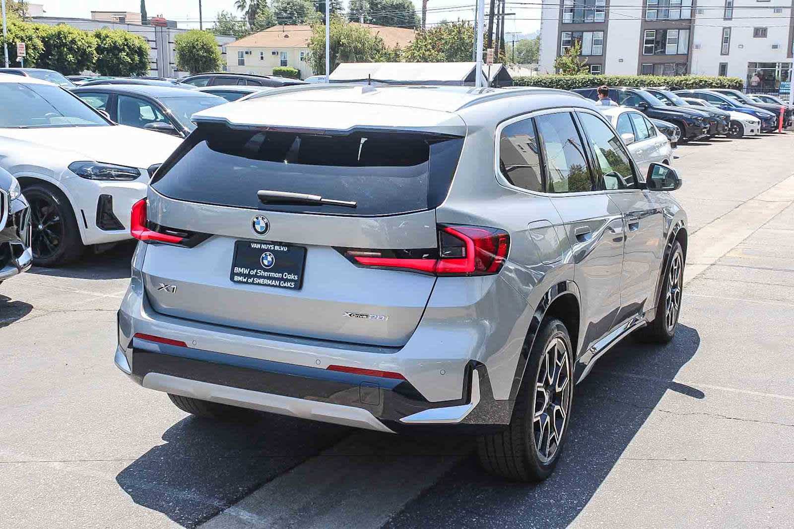 Certified 2023 BMW X1 xDrive28i w/ Convenience Package AWD/4WD image 4