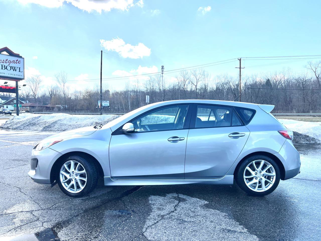 Used 2012 MAZDA MAZDA3 s Touring image 4