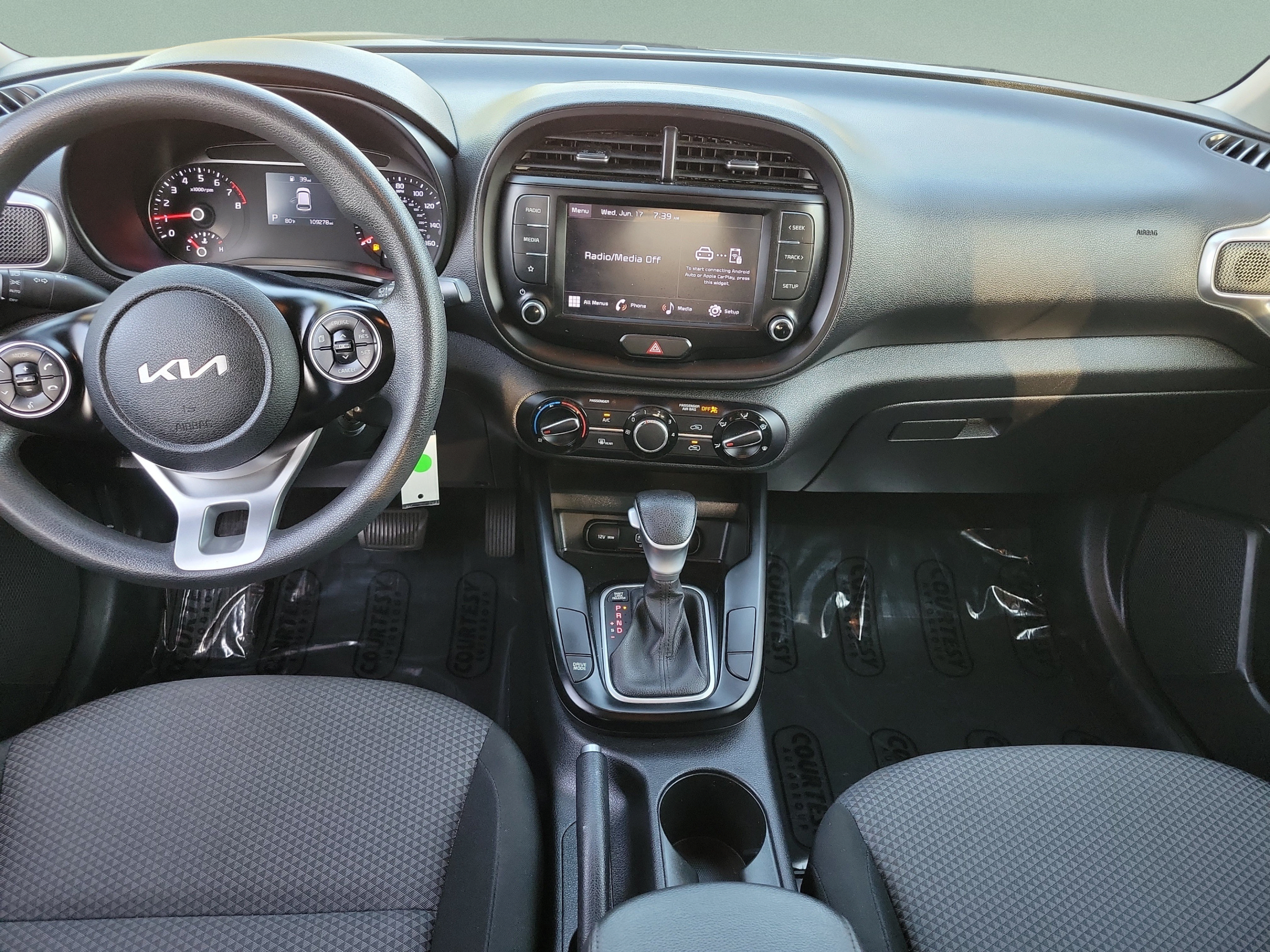 Used 2022 Kia Soul LX w/ Technology Package FWD image 19