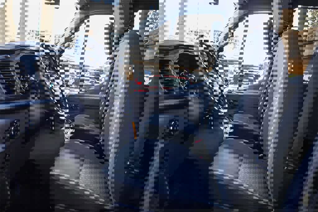 Used 2024 Ford Transit 350 XLT image 17