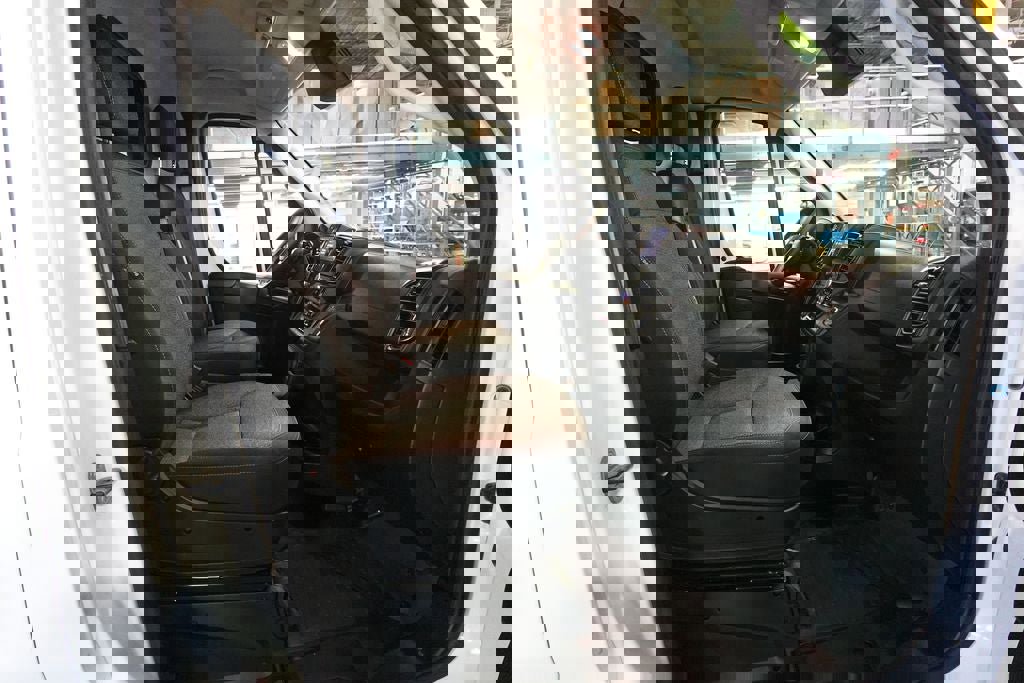 Used 2024 RAM ProMaster 3500 w/ Convenience Group image 15