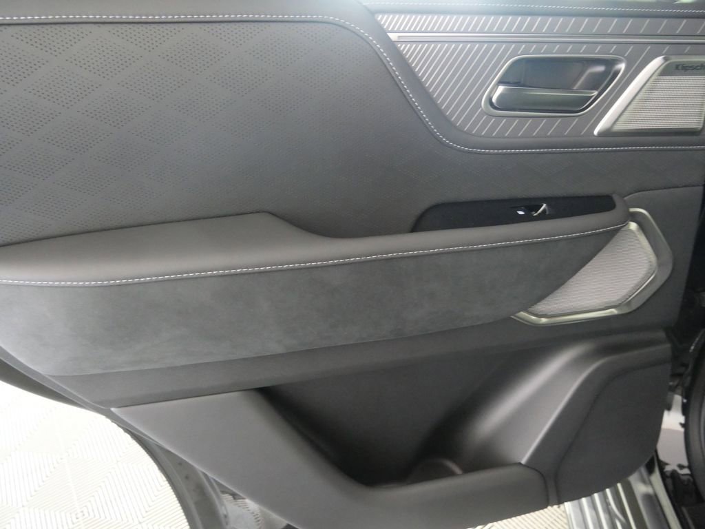 New 2026 INFINITI QX80 Autograph image 13