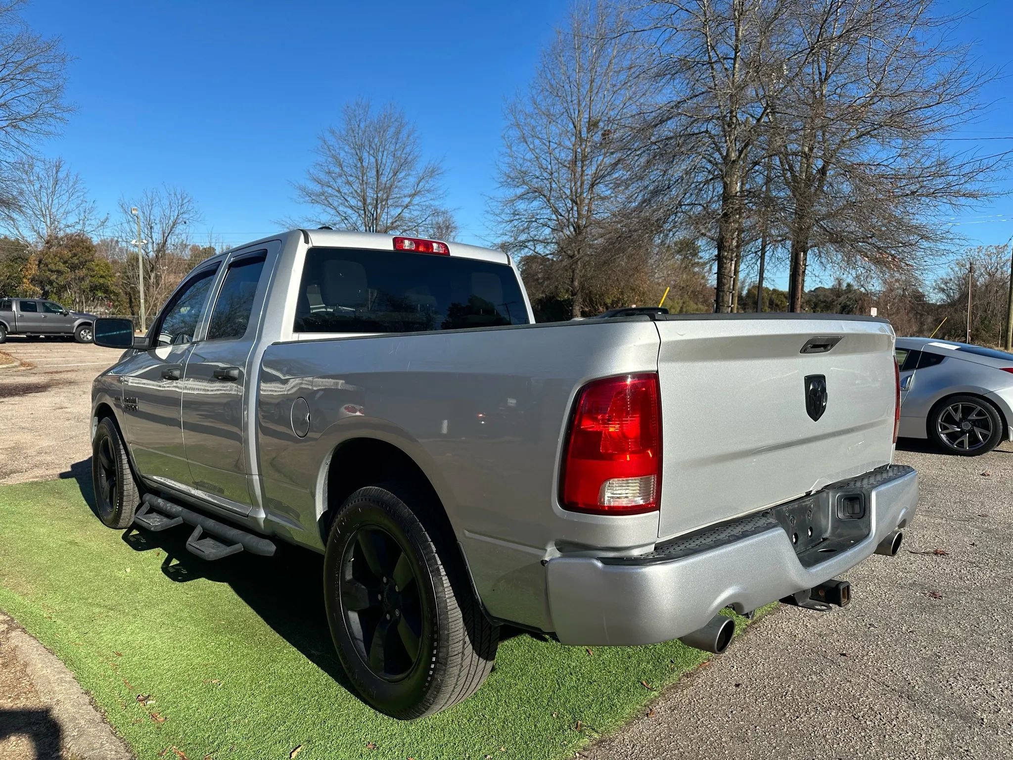 Used 2018 RAM 1500 Express image 5