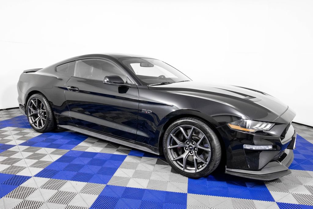 Used 2019 Ford Mustang GT Premium w/ Performance Package - Level 2 RWD image 3