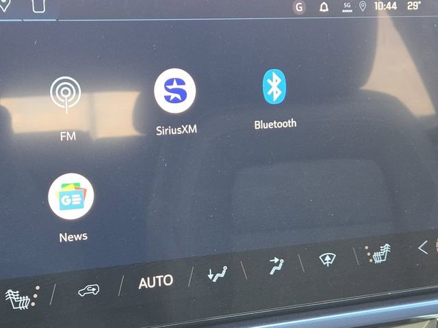 New 2026 Chevrolet Equinox EV LT image 11