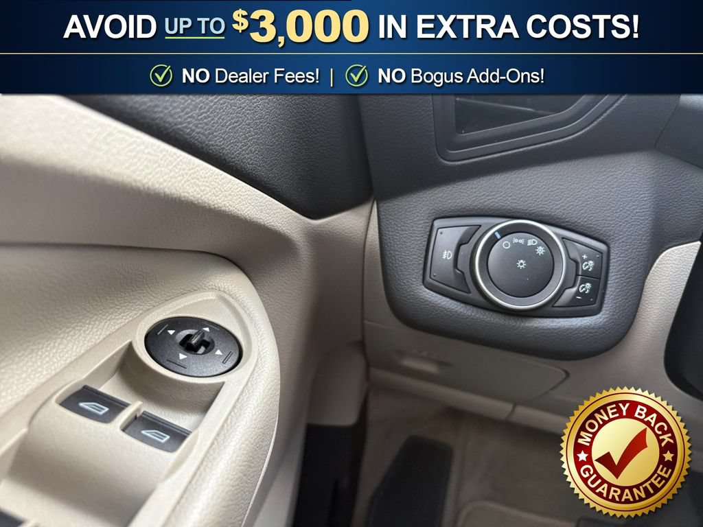 Used 2016 Ford Escape SE w/ SE Chrome Package FWD image 29