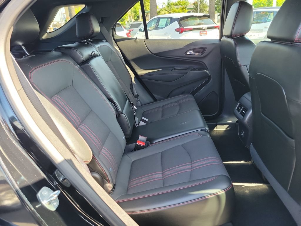 Used 2023 Chevrolet Equinox RS FWD image 20