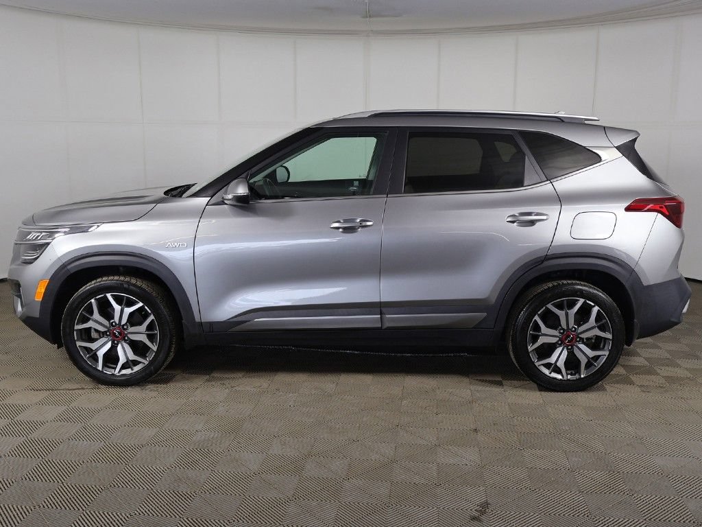 Used 2023 Kia Seltos SX w/ SX Sunroof Package AWD/4WD image 15