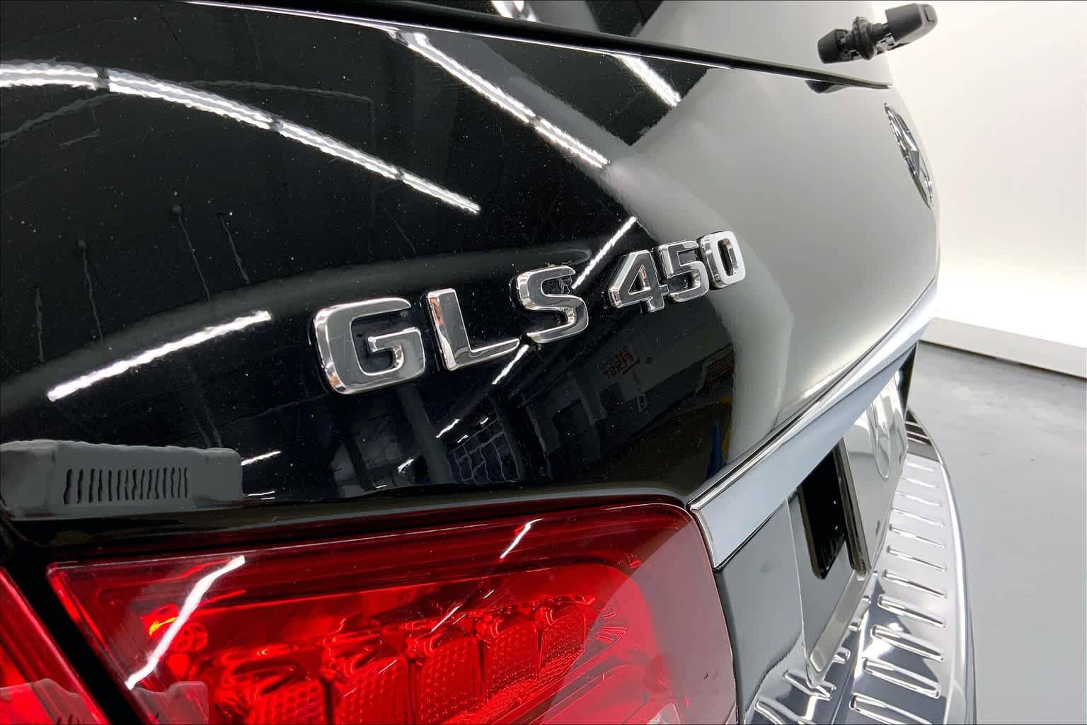 Used 2019 Mercedes-Benz GLS 450 4MATIC image 31