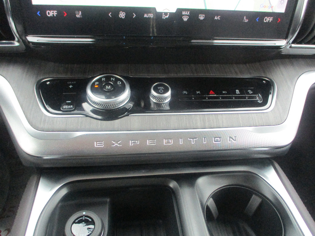 New 2026 Ford Expedition Max Platinum AWD/4WD image 10