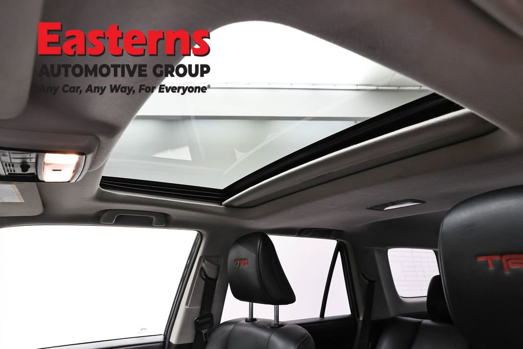 Used 2018 Toyota 4Runner TRD Off-Road Premium image 36