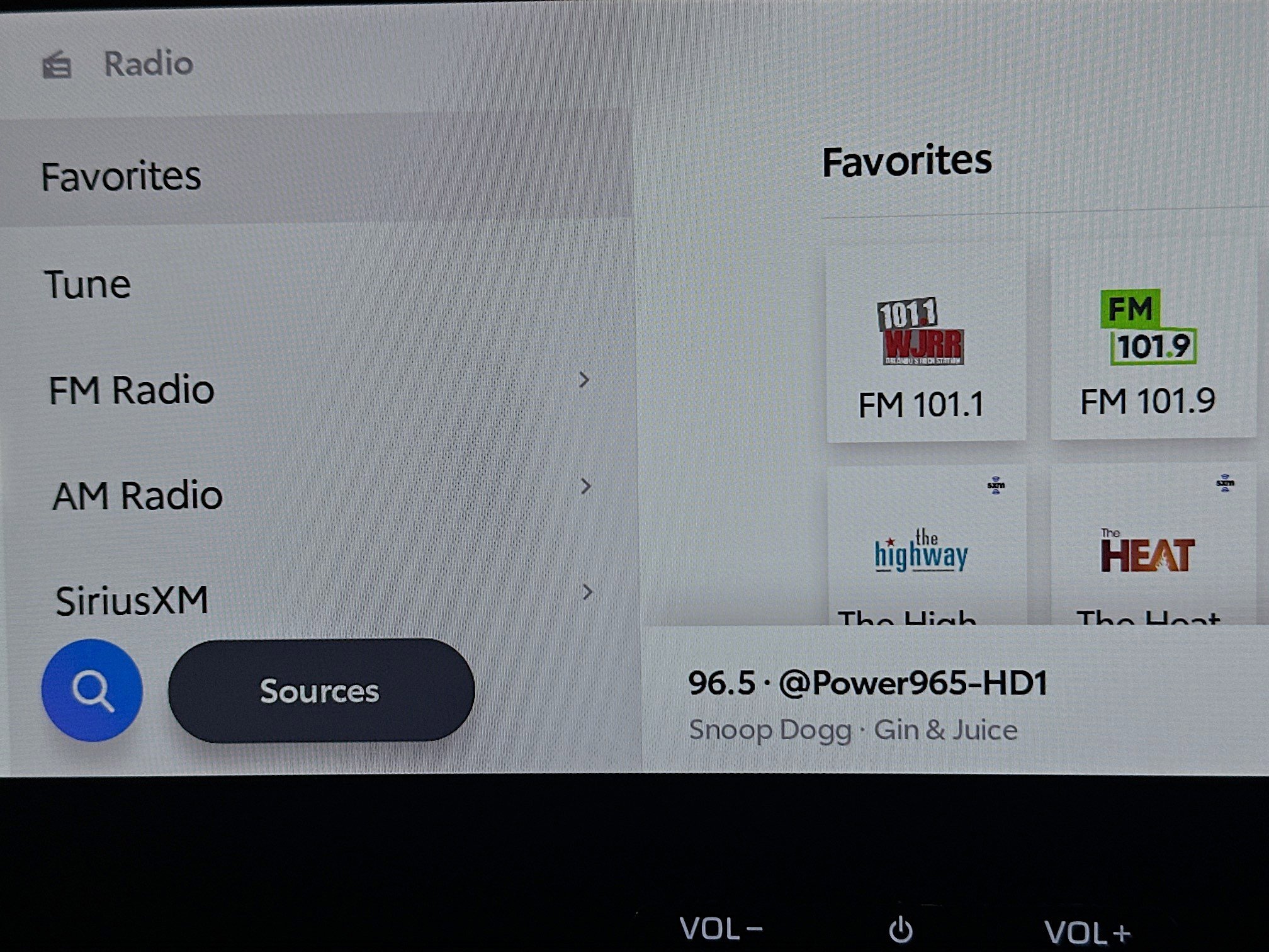 Used 2025 Toyota bZ4X Limited image 24