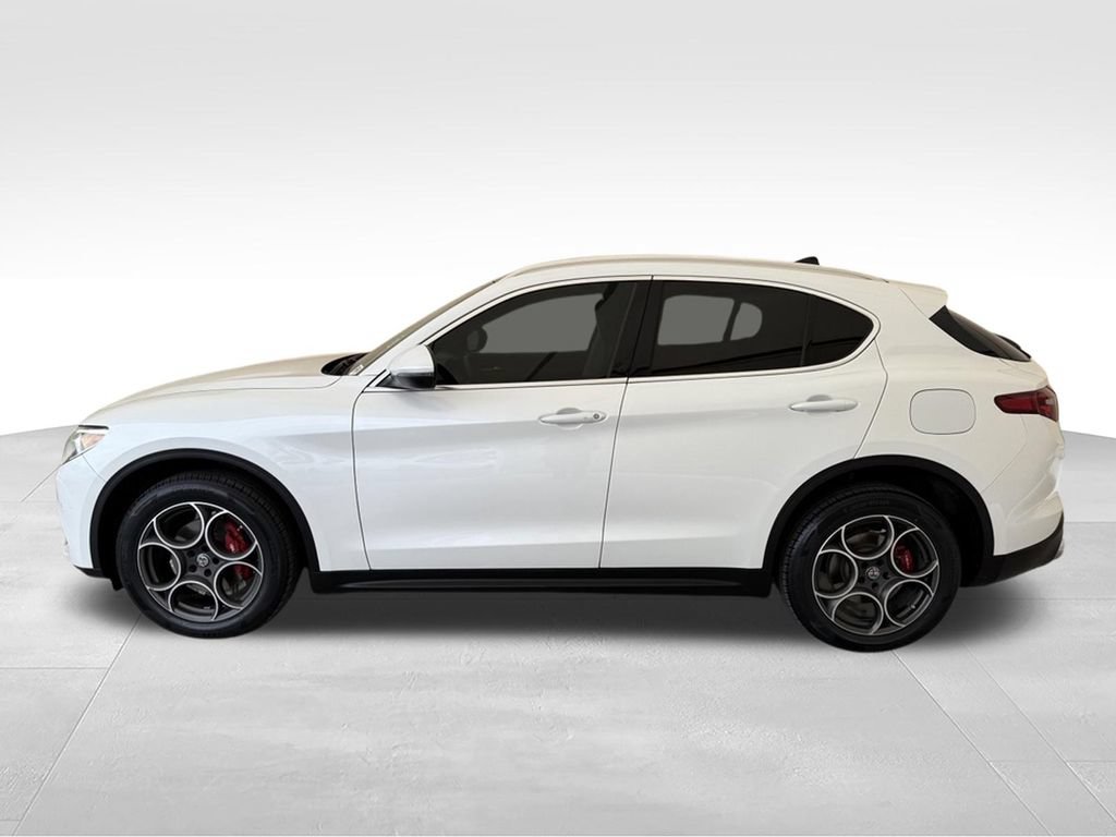Used 2018 Alfa Romeo Stelvio Ti AWD/4WD image 7