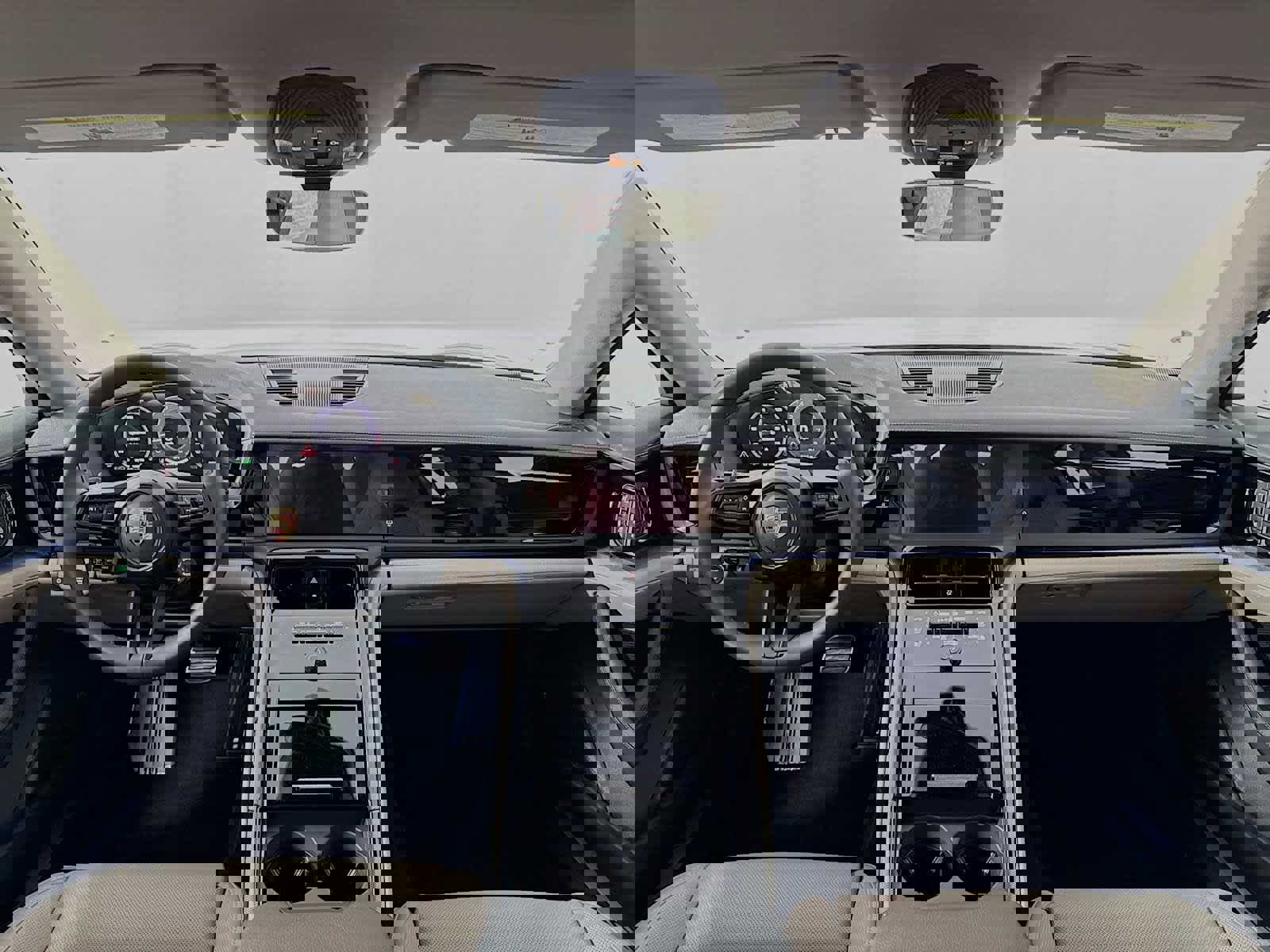 New 2025 Porsche Panamera image 27