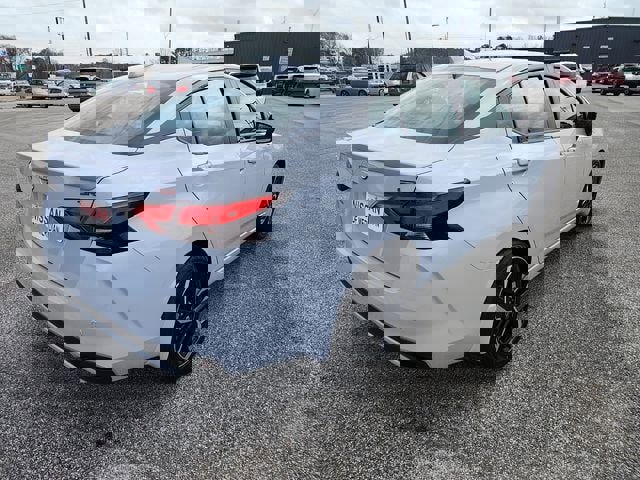 New 2025 Nissan Versa SR w/ Trunk Package image 5