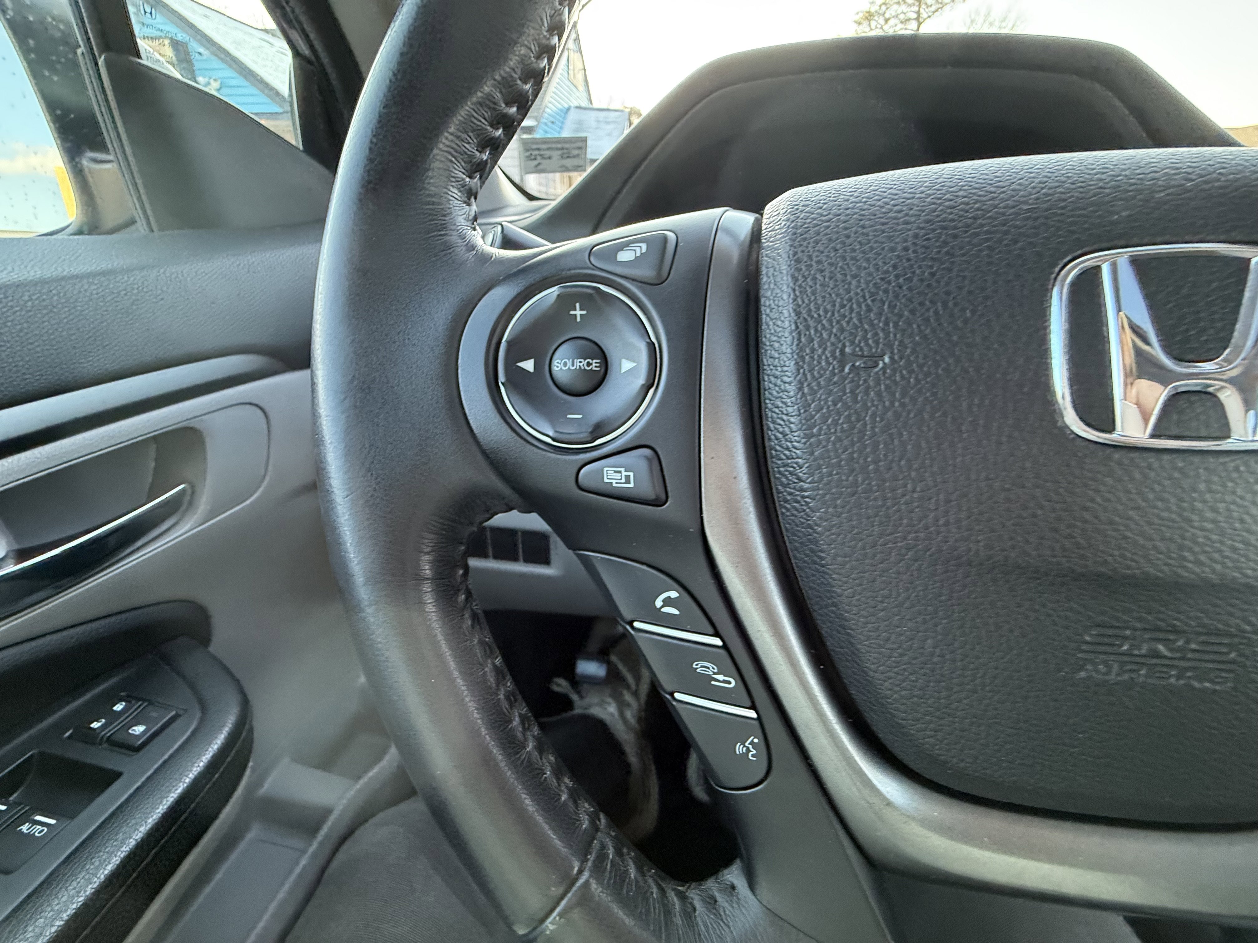 Used 2016 Honda Pilot EX-L image 22