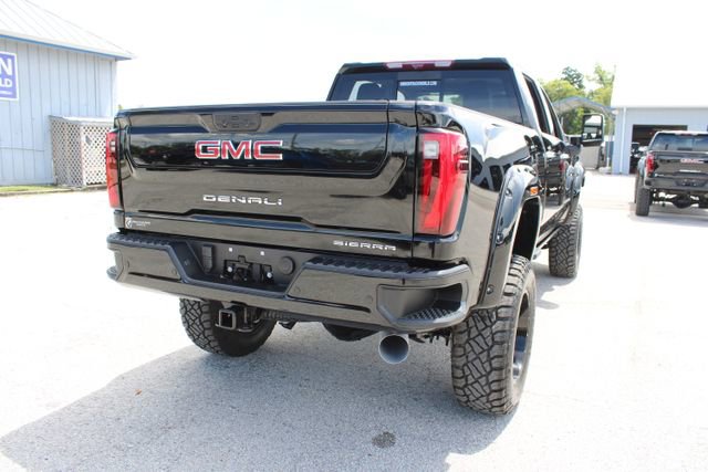 Used 2024 GMC Sierra 2500 Denali w/ Denali Reserve Package image 12