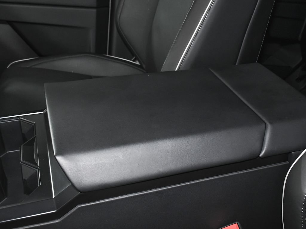 Used 2025 Tesla Cybertruck AWD Crew Cab image 45