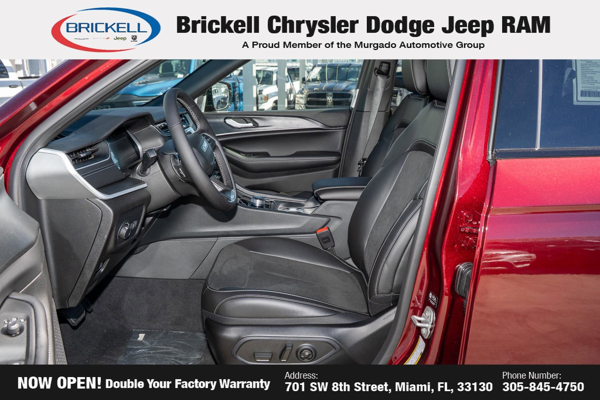 New 2025 Jeep Grand Cherokee Altitude image 16