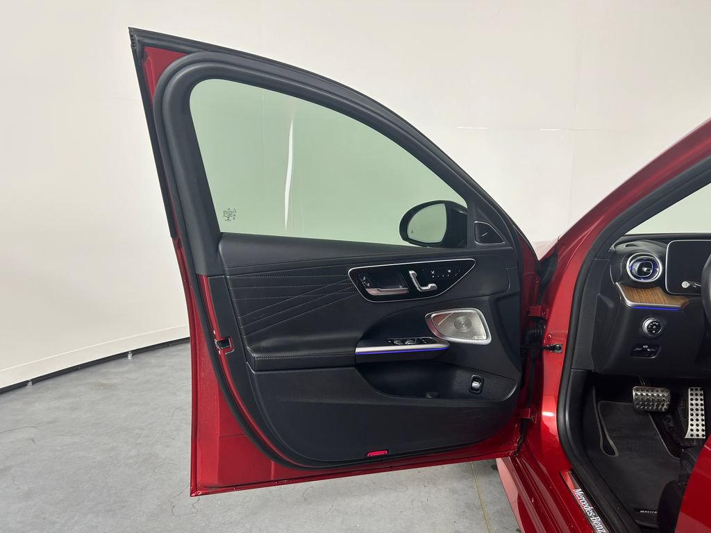 Used 2022 Mercedes-Benz C 300 4MATIC Sedan image 14